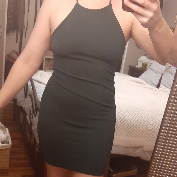 First Green Criss Cross Back Bodycon Mini Dress - Picture 3 of 6